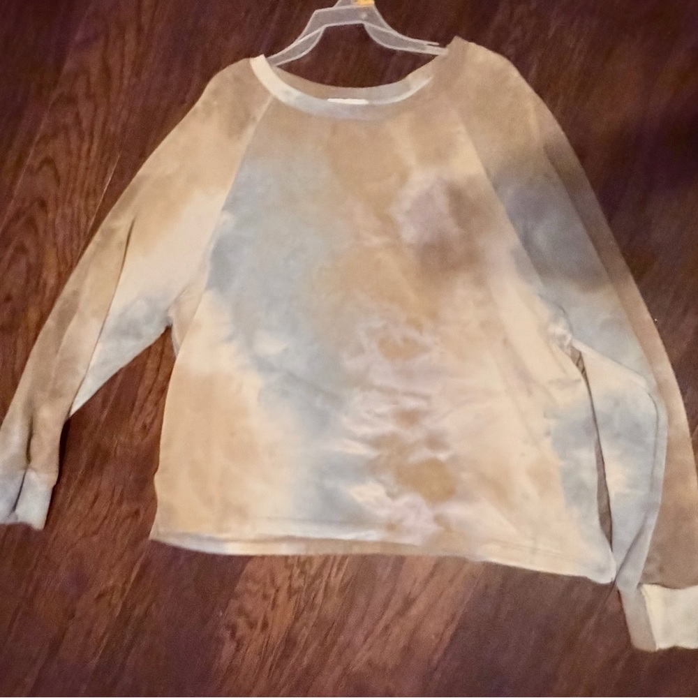 Gilli Beige and Blue Top